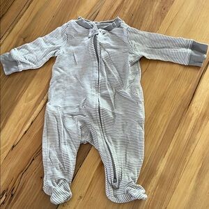 Carter's Gray Footie One Piece with Full-Length Zipper